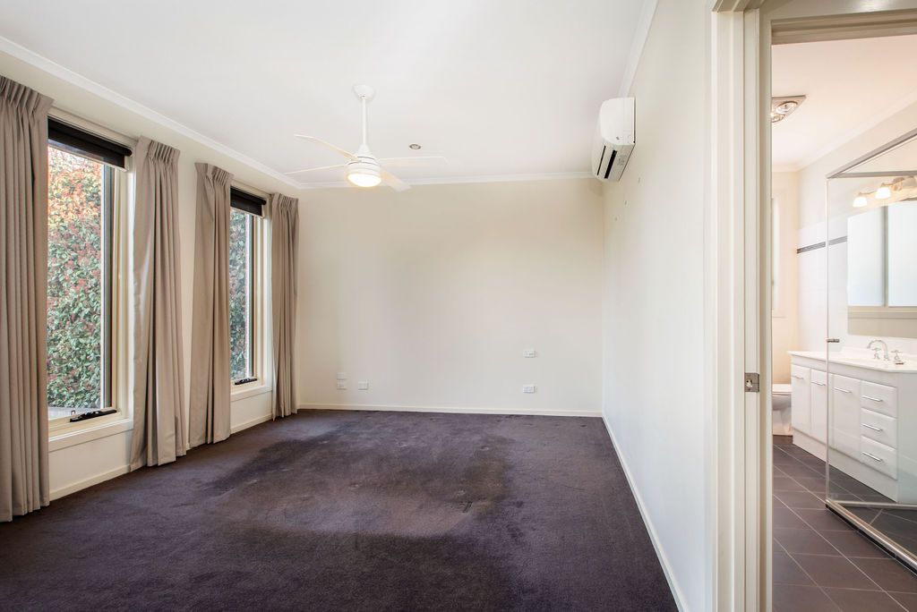 2 Laffertys Walk, East Albury NSW 2640, Image 2