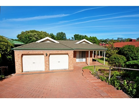 11 Doulton Drive, West Albury NSW 2640