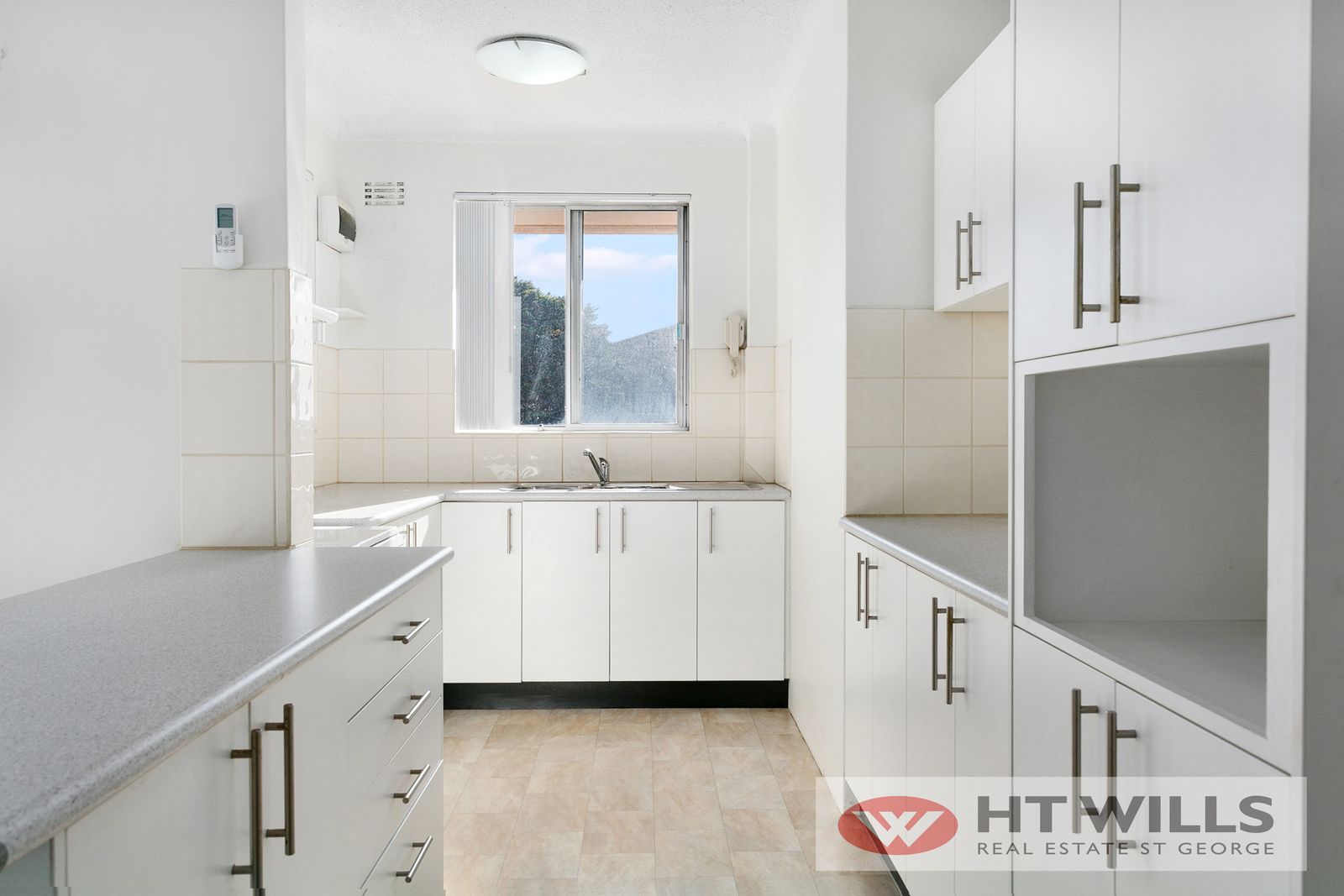 8/15-17 Station Street, Mortdale NSW 2223, Image 2