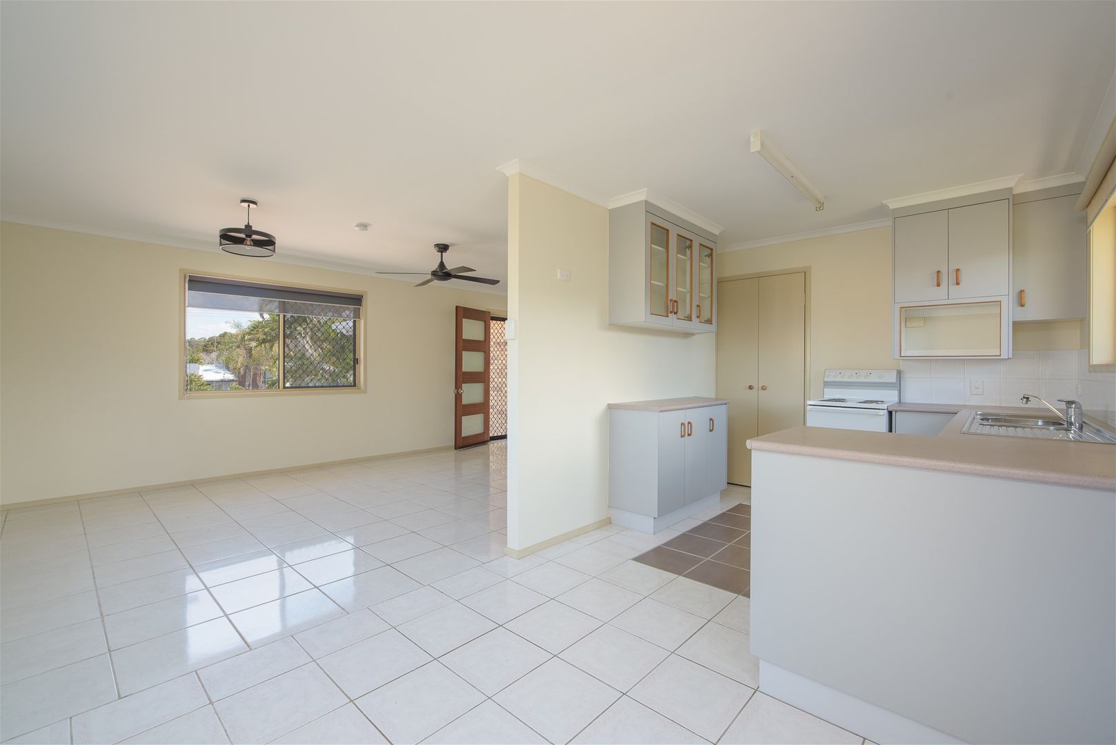 7 Chapple Court, Boyne Island QLD 4680, Image 2