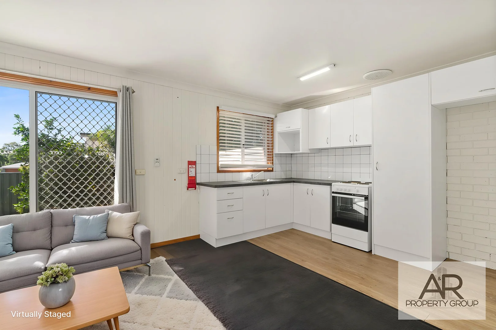 2/41 Yeovil Drive, Bomaderry NSW 2541