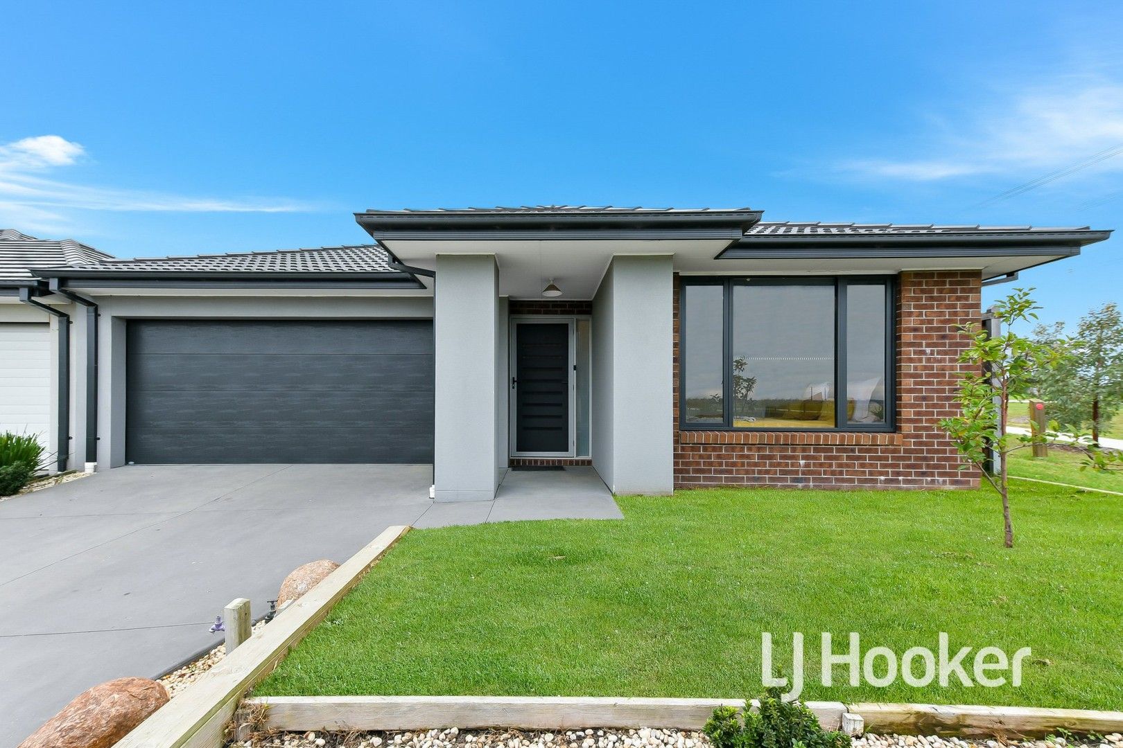 4 bedrooms House in 14 Aspire Avenue CLYDE NORTH VIC, 3978