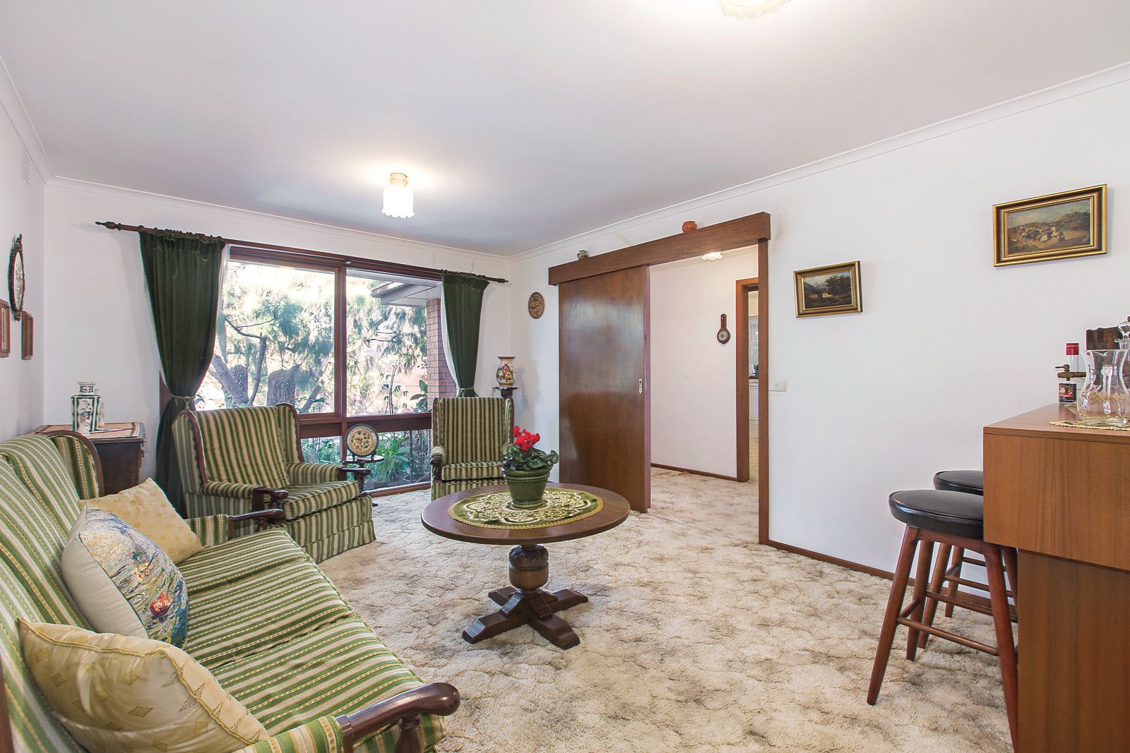 2/1 Halley Avenue, Camberwell VIC 3124, Image 2