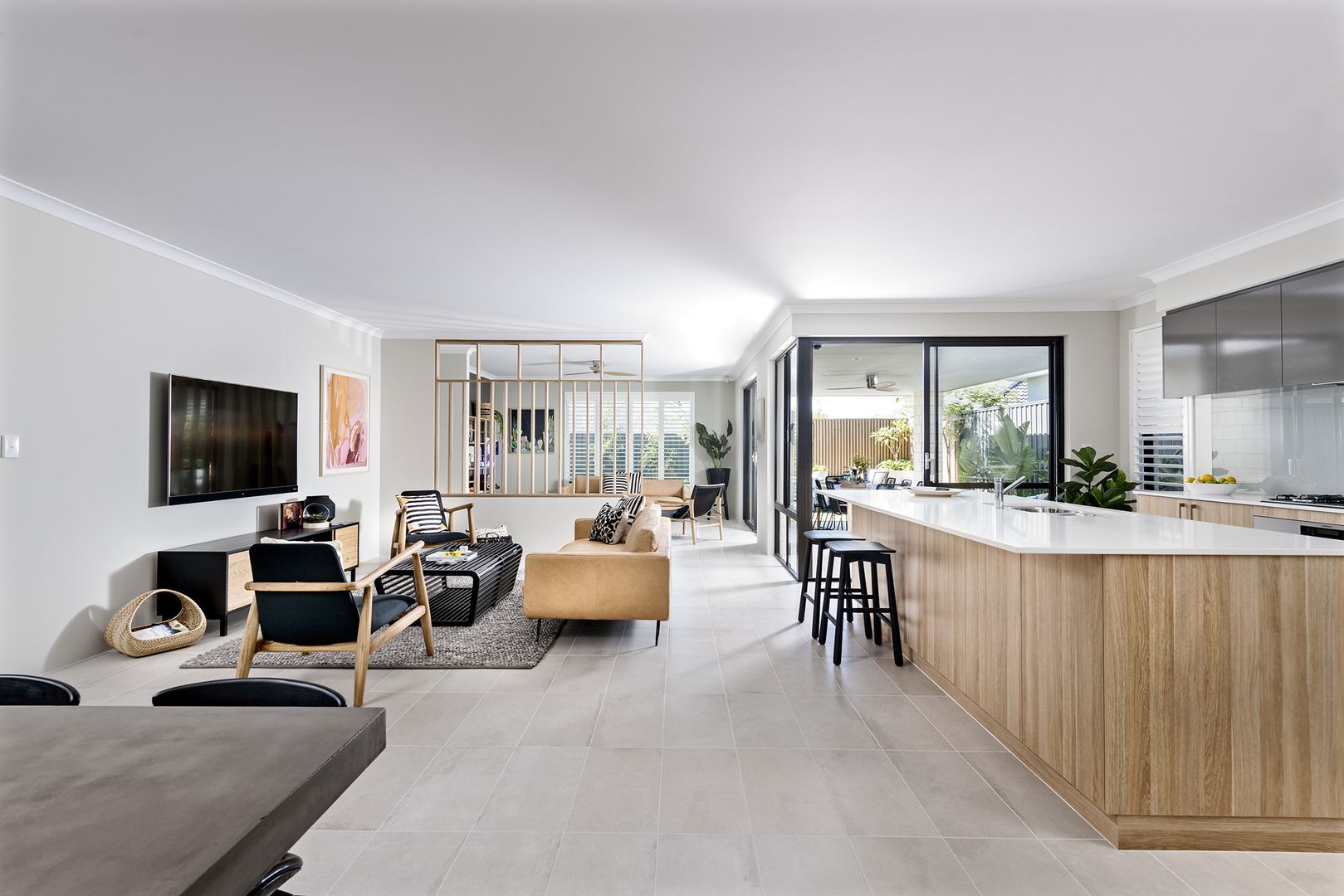 4 bedrooms New House & Land in 1 Tarling Place MADDINGTON WA, 6109