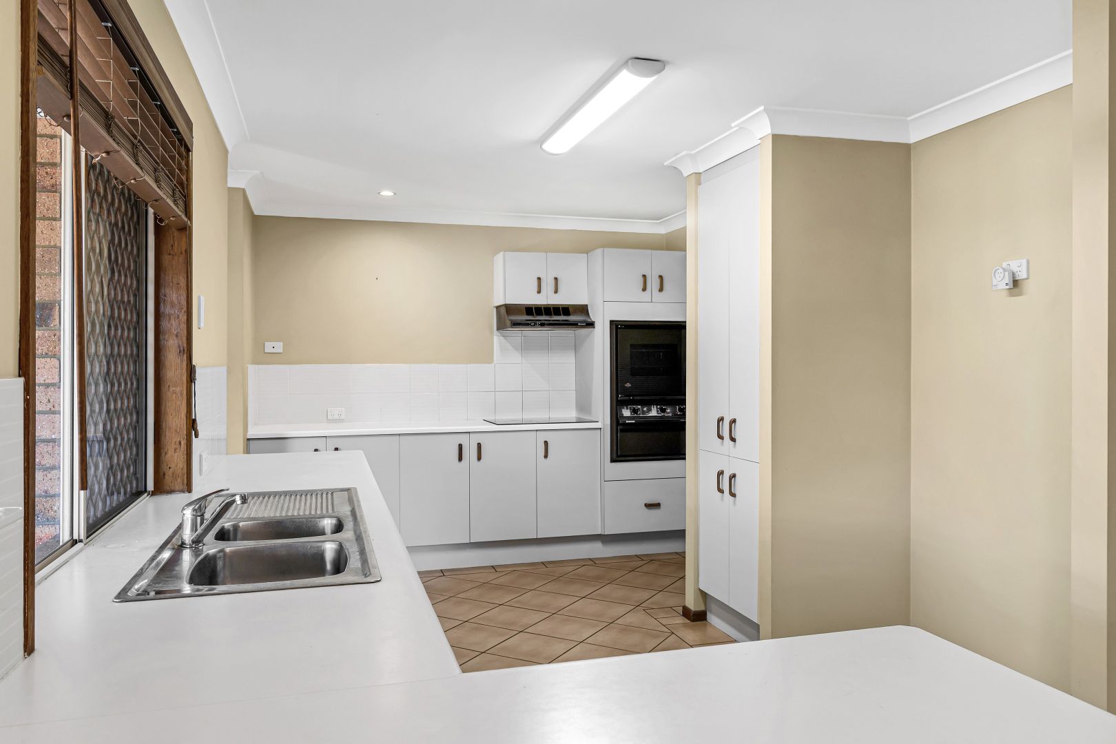 989 Hamilton Road, McDowall QLD 4053 House For Rent Domain