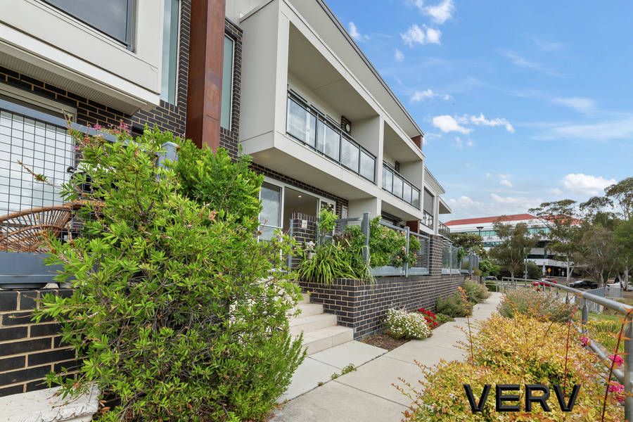 3 bedrooms Townhouse in 4/1 Limburg Way GREENWAY ACT, 2900