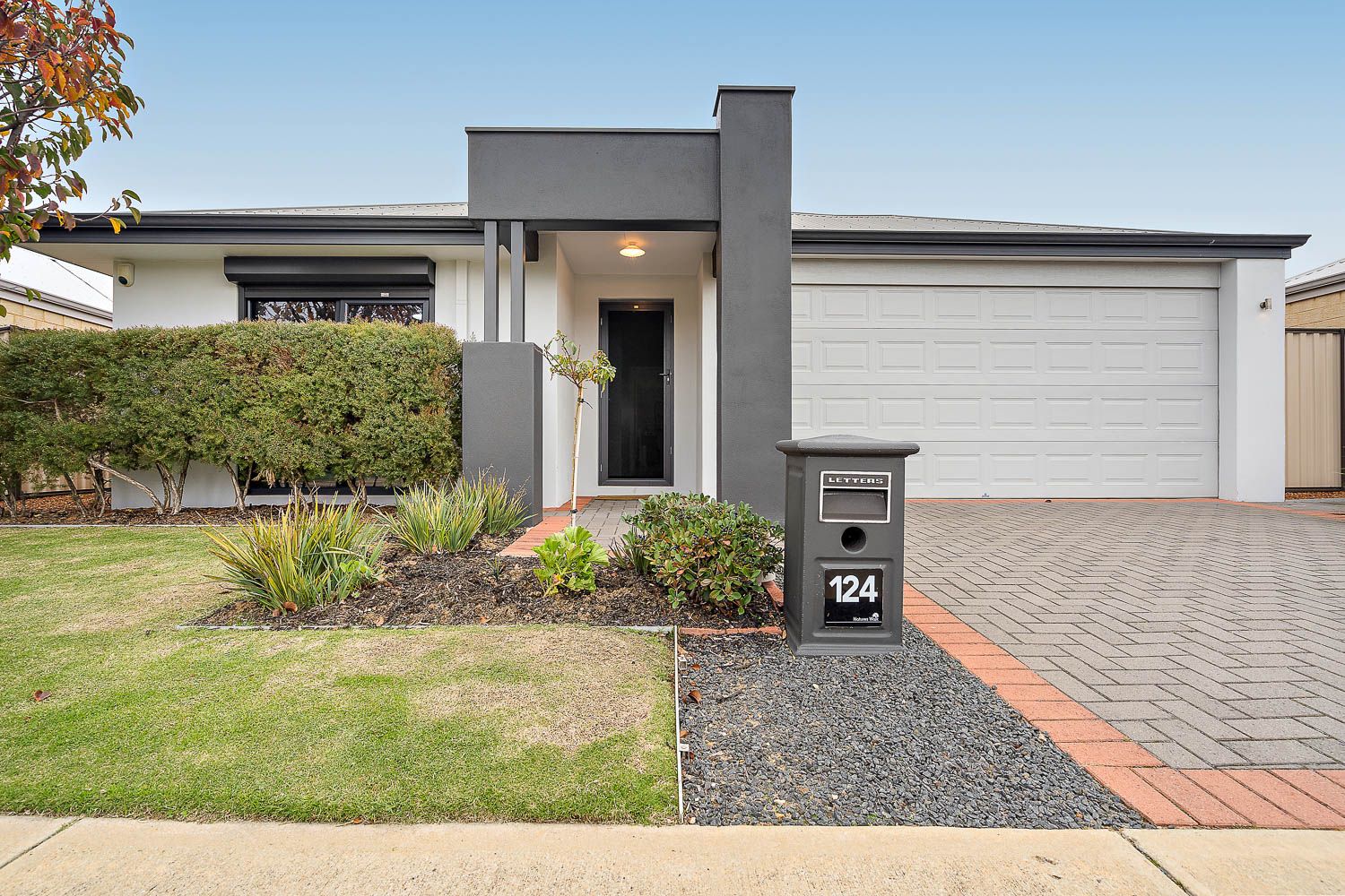 3 bedrooms House in 124 Willoughbridge Crescent ERSKINE WA, 6210