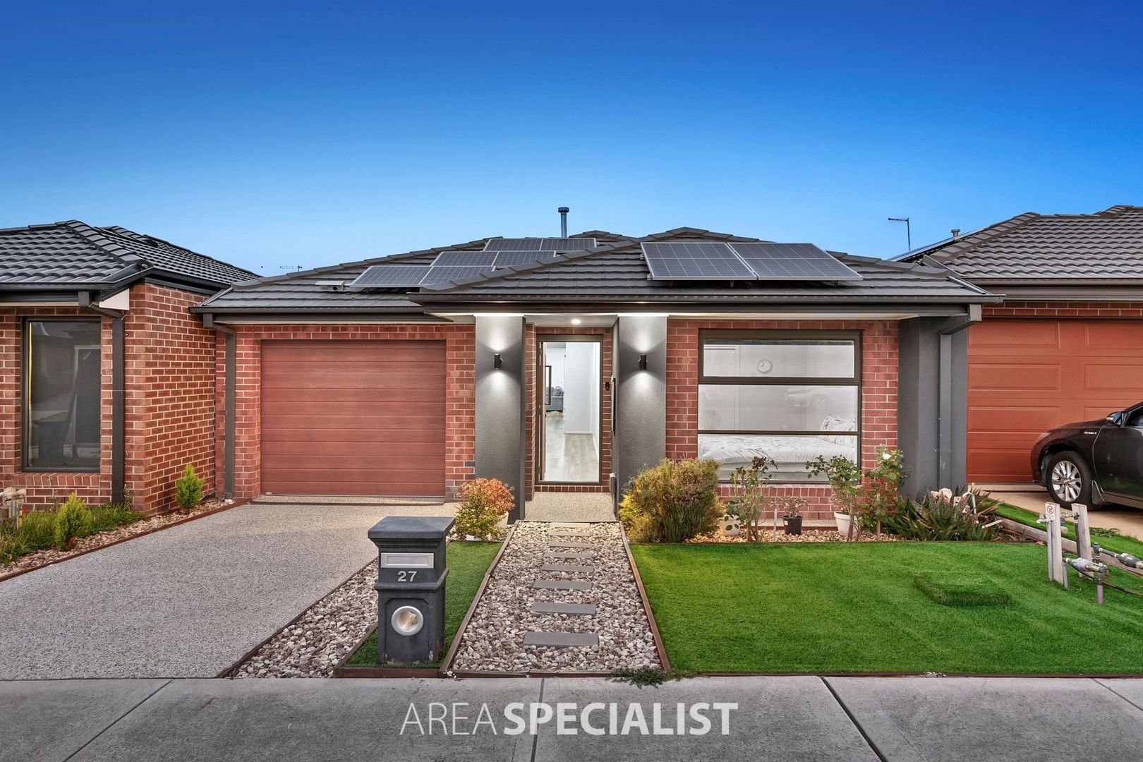 27 Barcelona Avenue, Clyde North VIC 3978, Image 0