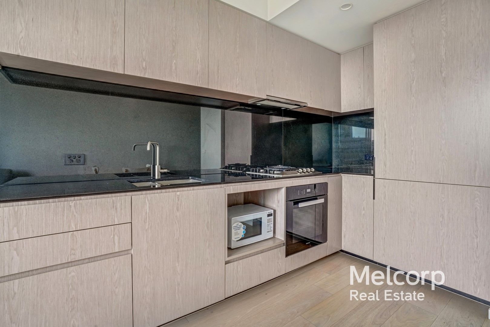2 bedrooms Apartment / Unit / Flat in 1608/151 Berkeley Street MELBOURNE VIC, 3000