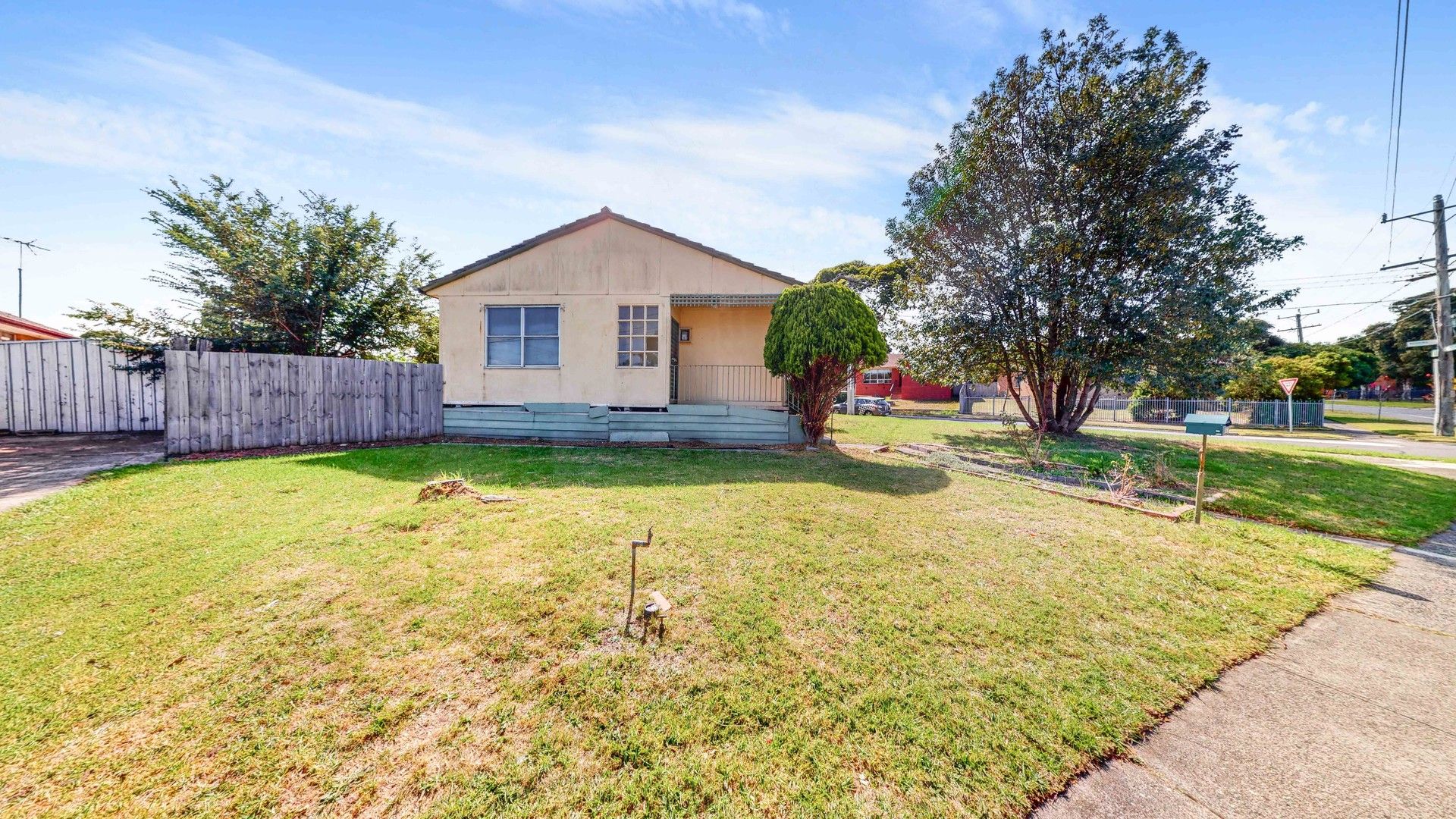 3 bedrooms House in 93 Monterey Boulevard FRANKSTON NORTH VIC, 3200