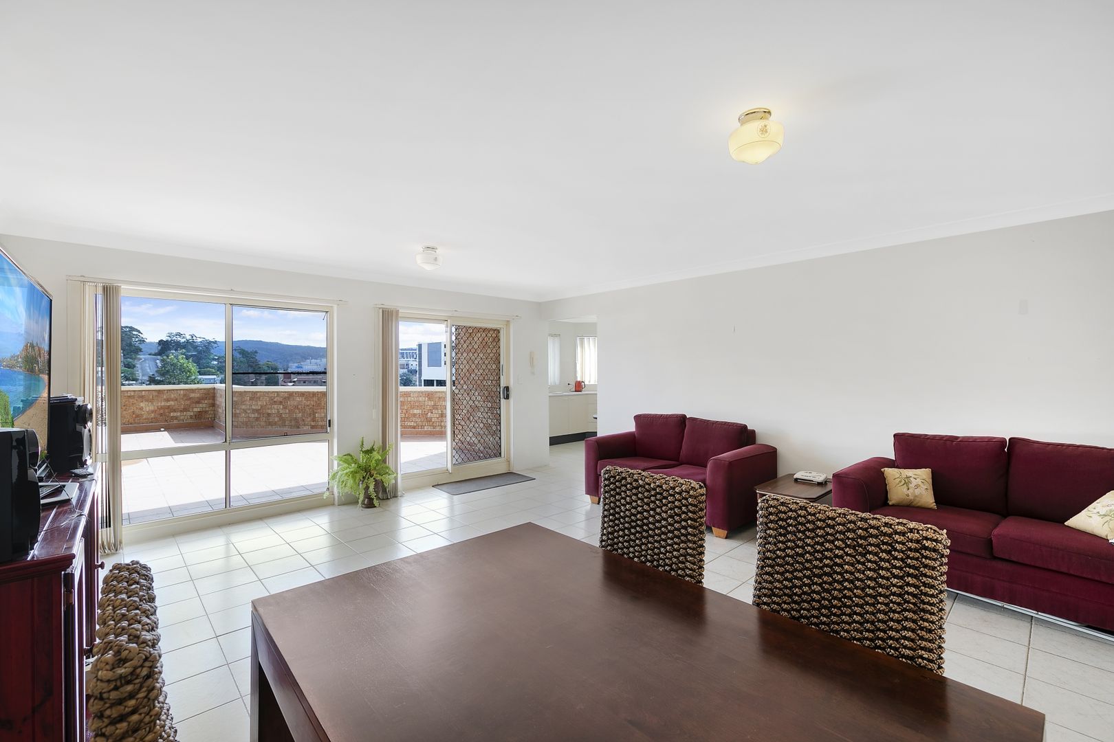 1/145 Faunce Street, Gosford NSW 2250, Image 2