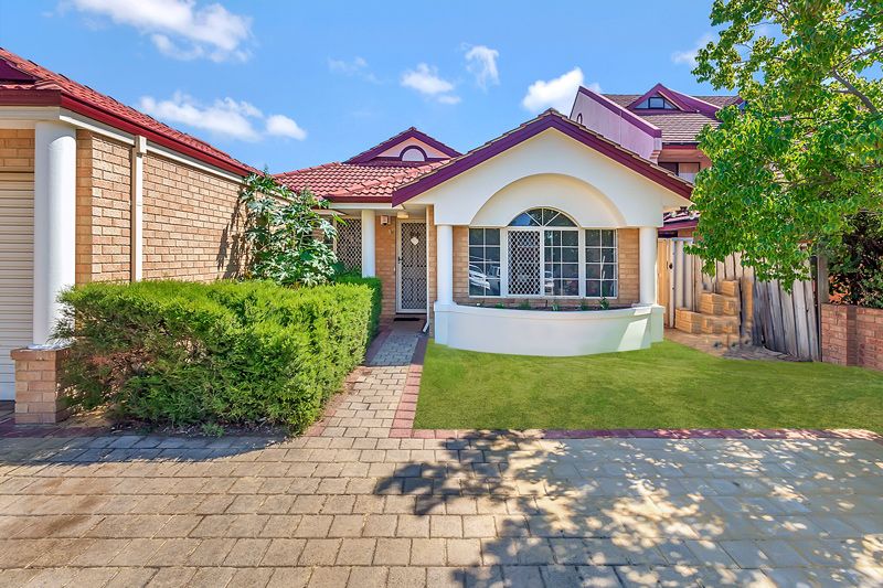 18 Gochean Avenue, Bentley WA 6102, Image 0