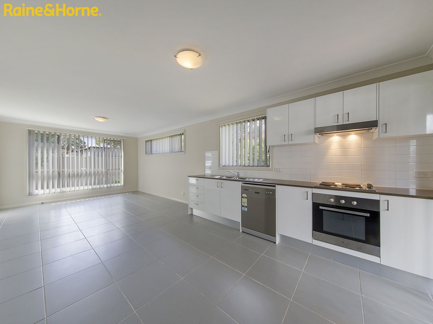 5/60 BRISBANE STREET, Oxley Park NSW 2760, Image 2