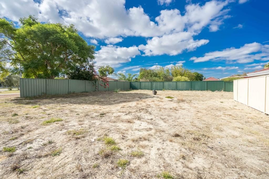 4 Tench Place, Mirrabooka WA 6061, Image 1