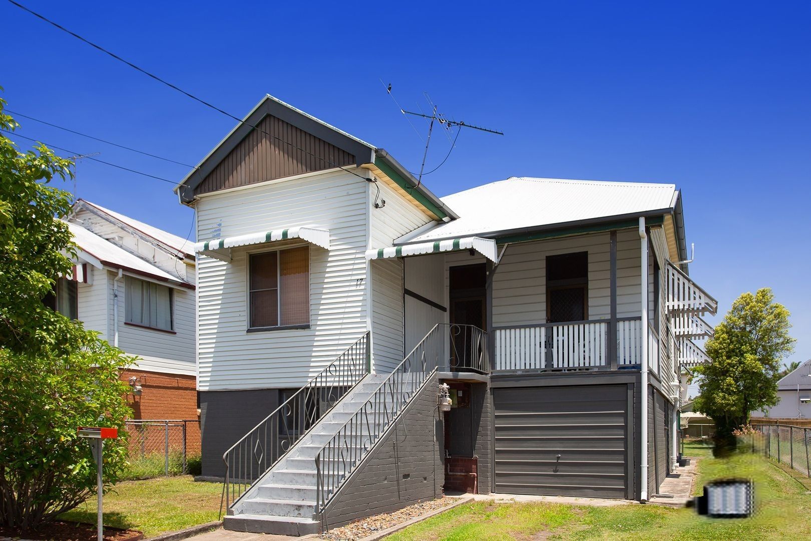 5 bedrooms House in 17 Broadway St WOOLLOONGABBA QLD, 4102