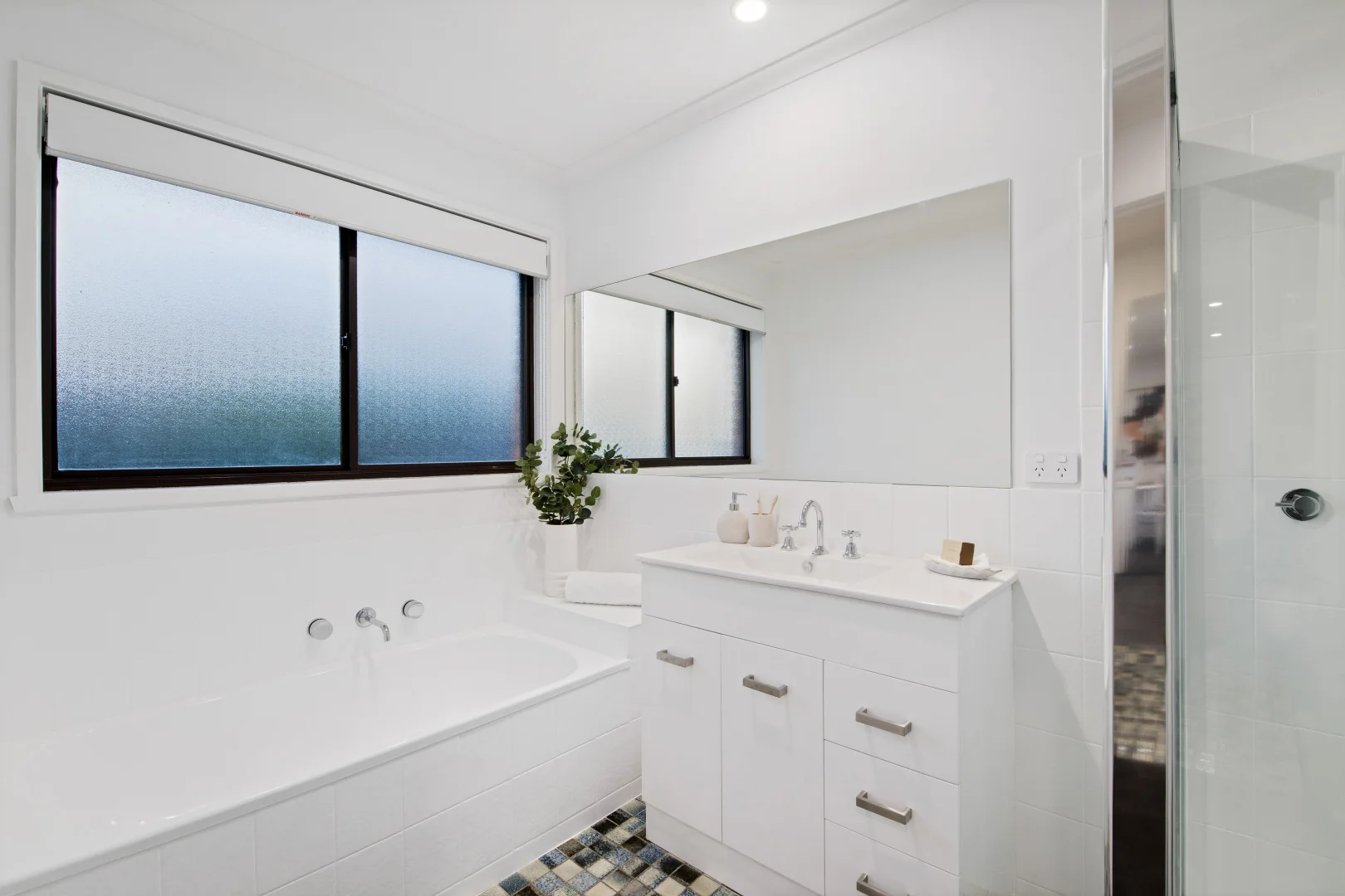 Additional image 9 of 2/585 Hague Street, Lavington NSW 2641