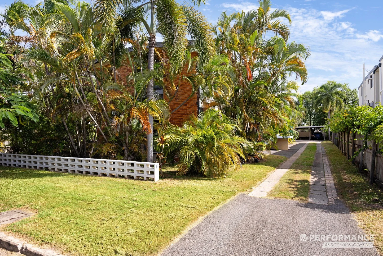 4/116 Mitchell Street, North Ward QLD 4810