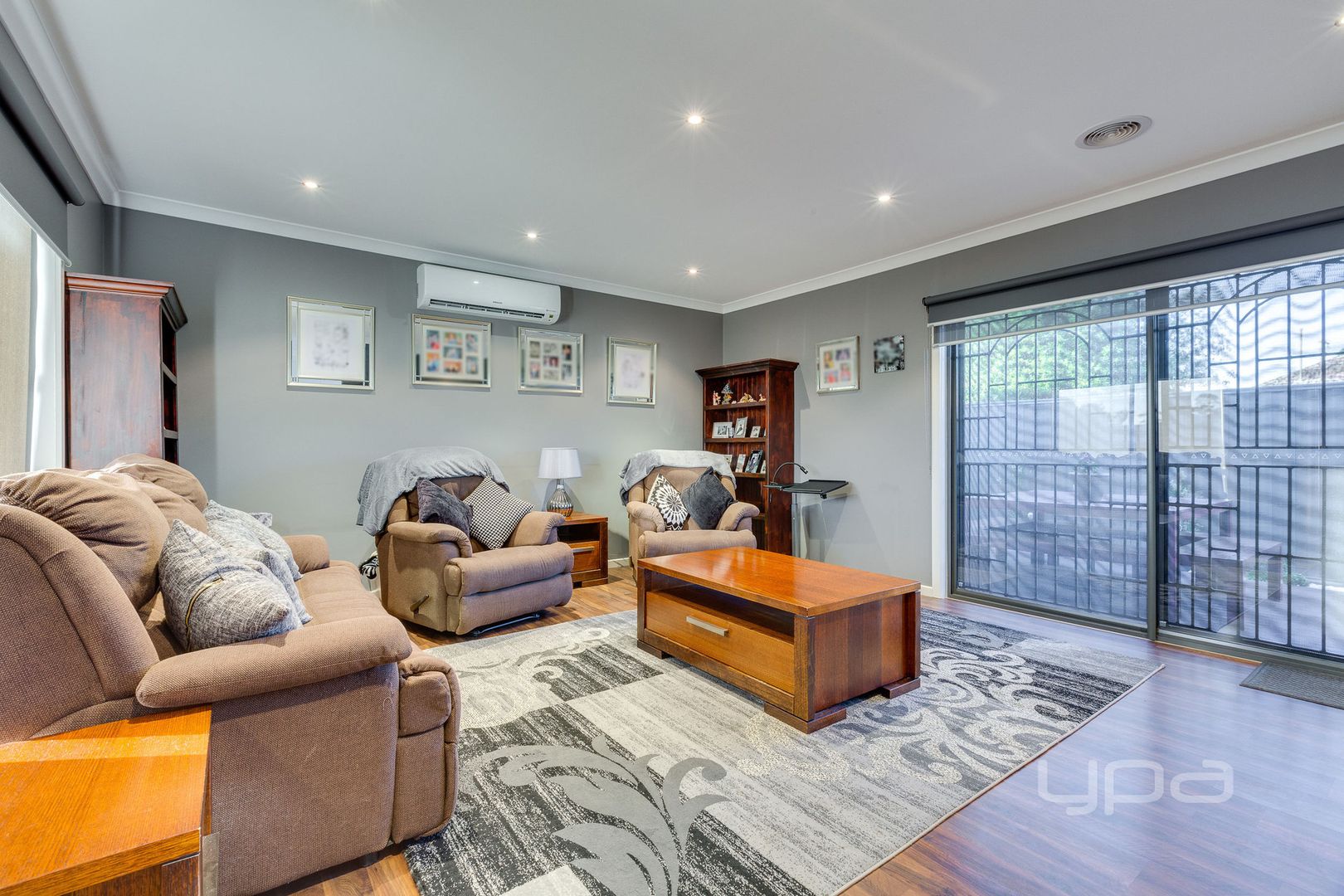 2/1 Manor Street, Werribee VIC 3030, Image 2