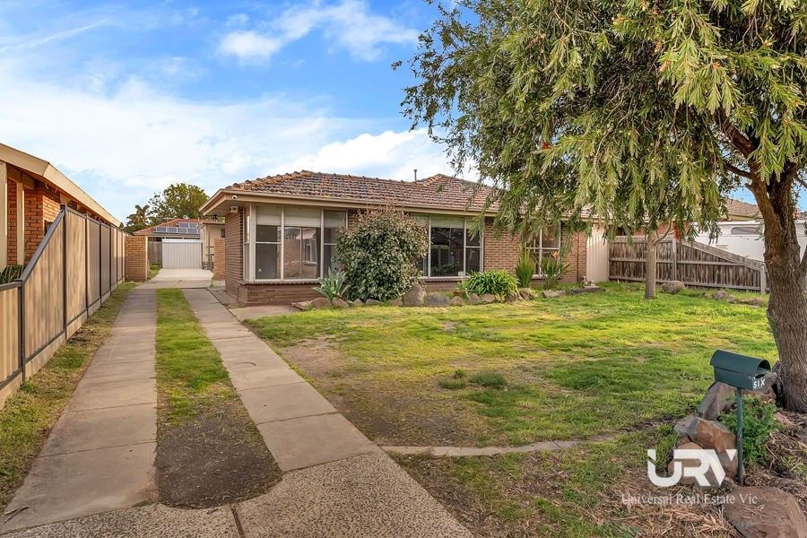 5 bedrooms House in 6 Amstel Street CRAIGIEBURN VIC, 3064