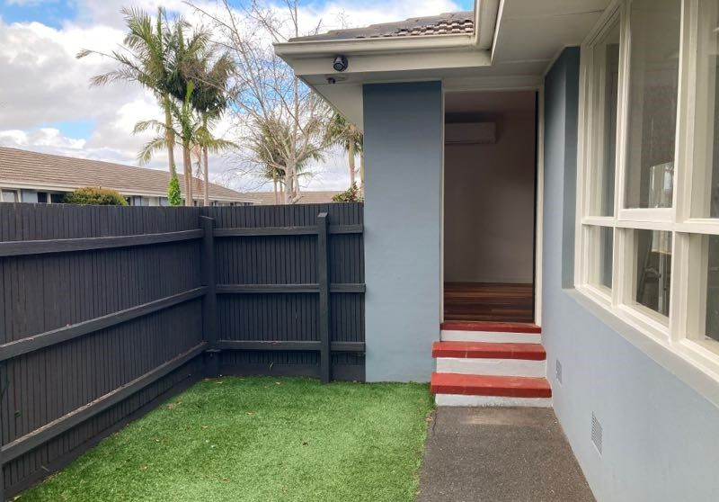 2 bedrooms Apartment / Unit / Flat in 16/6-8 Olive Grove MENTONE VIC, 3194