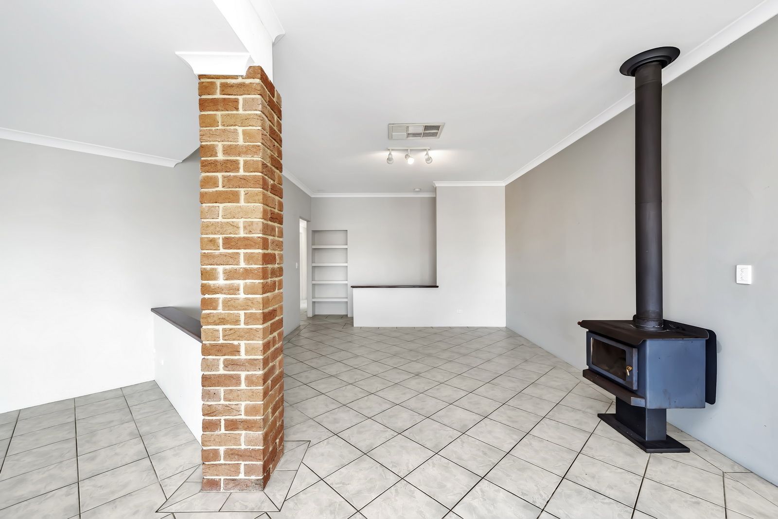 44 Heron Place, South Yunderup WA 6208, Image 2