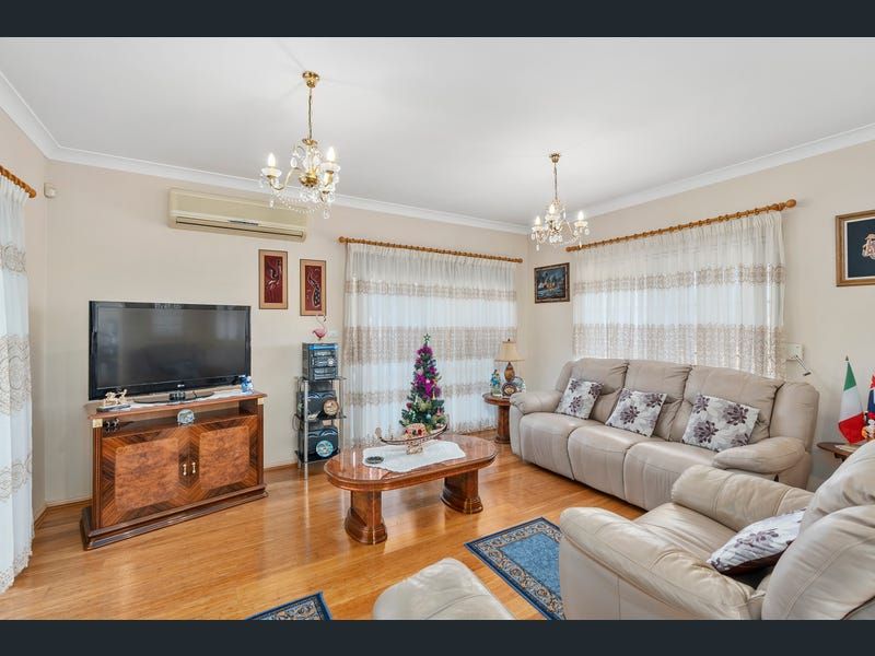 14 Curran Street, Prairiewood NSW 2176 House For Rent Domain