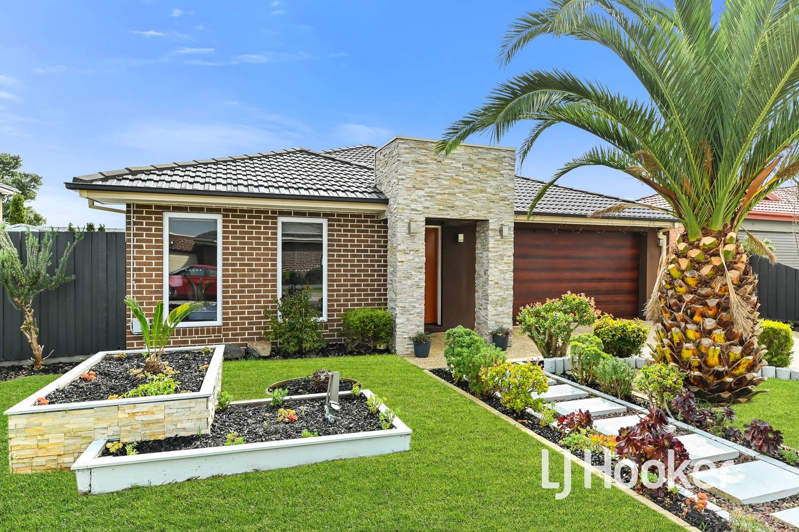 7 Aylesbury Court, Hampton Park VIC 3976, Image 1