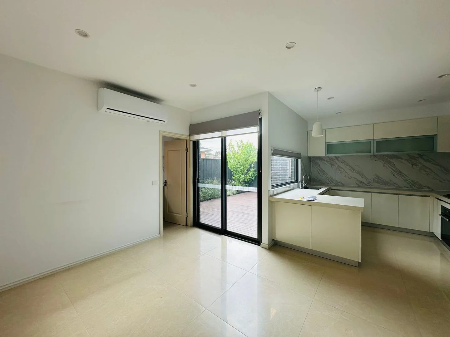 Additional image 3 of 2/17 Robyn Street, Doncaster VIC 3108