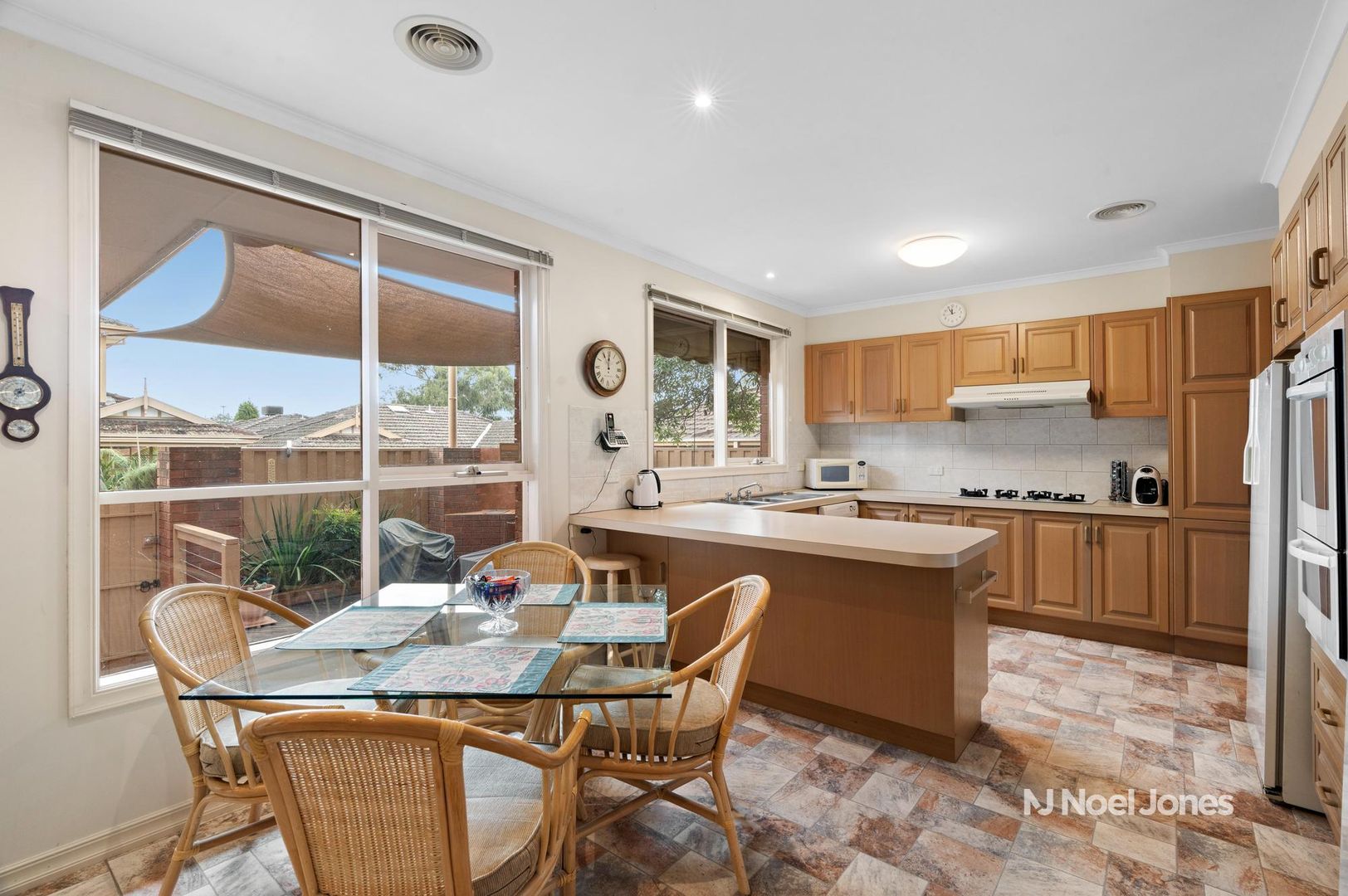 1/14 Gardenia Street, Blackburn VIC 3130, Image 2