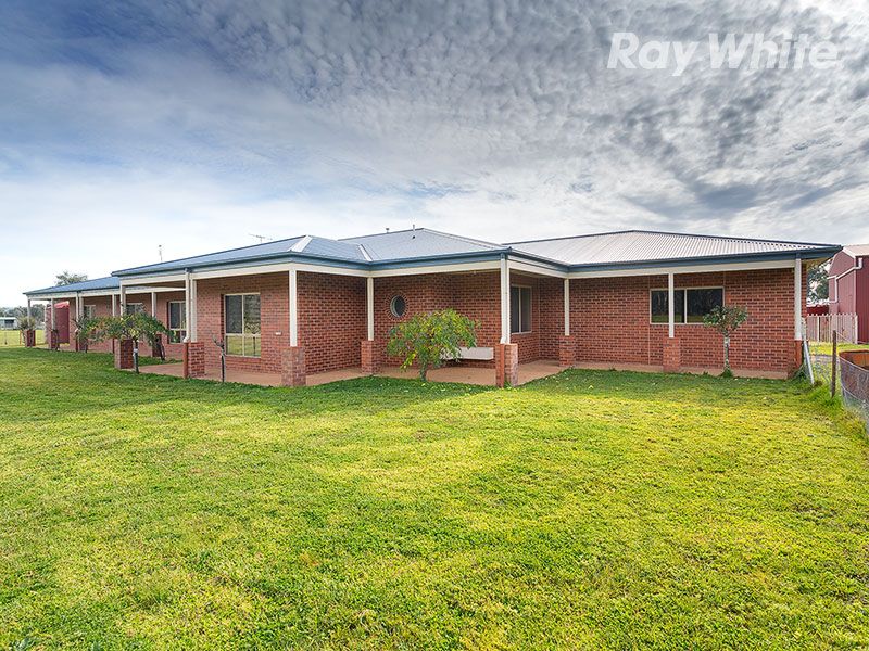 11 Sullivans Drive, JINDERA NSW 2642, Image 1