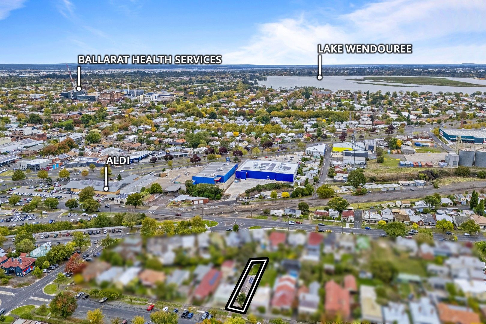 3 bedrooms House in 317 Armstrong Street North SOLDIERS HILL VIC, 3350