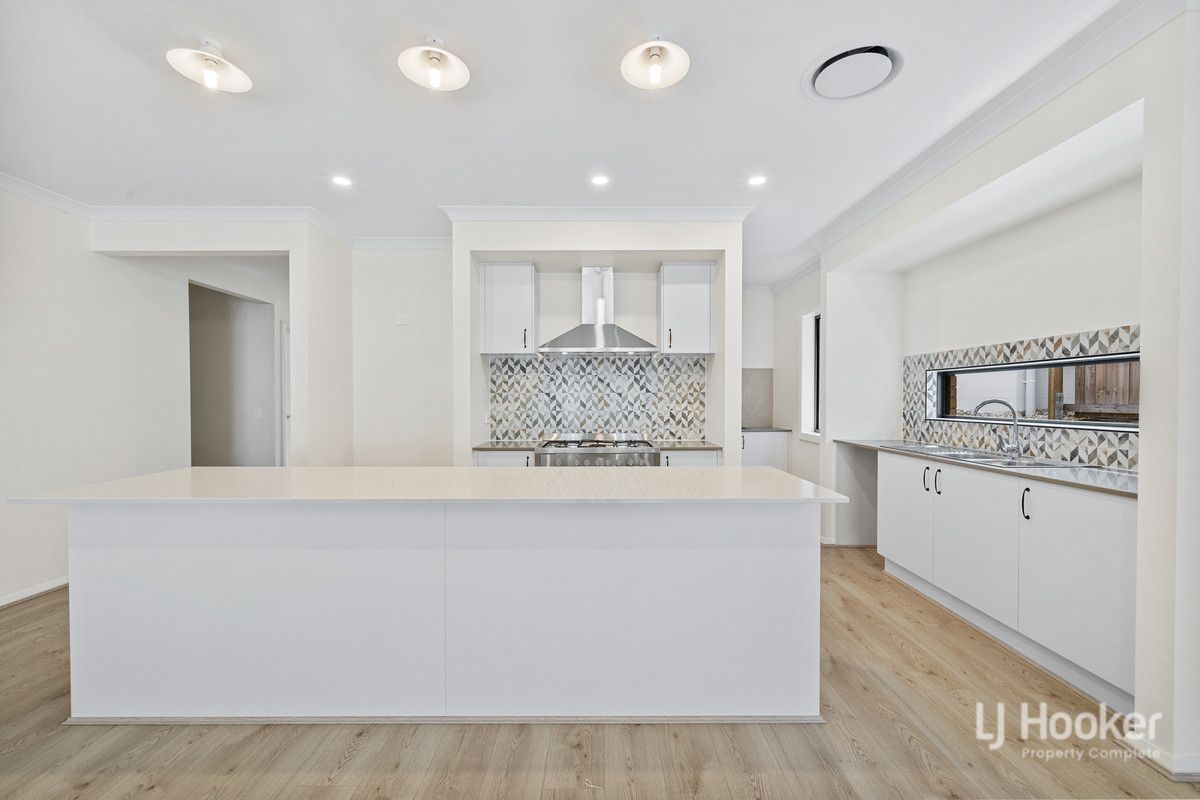 4 bedrooms House in 31 Fletcher Street YARRABILBA QLD, 4207