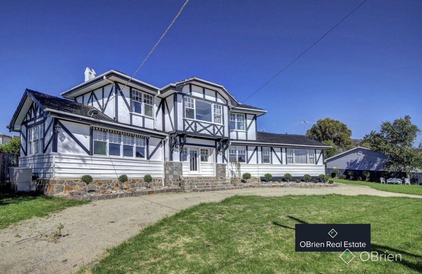 5 bedrooms House in 233 Palmerston Avenue DROMANA VIC, 3936