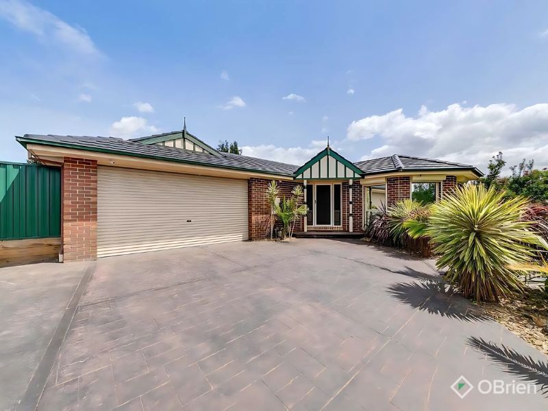 3 bedrooms House in 34 Oakleaf Place NARRE WARREN SOUTH VIC, 3805