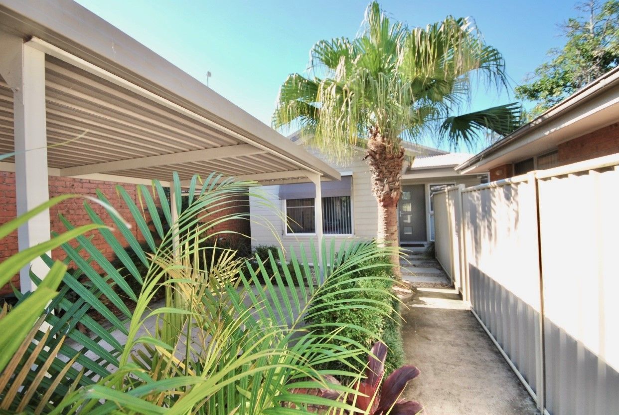 1 bedrooms Apartment / Unit / Flat in 6a Arunta Avenue KARIONG NSW, 2250