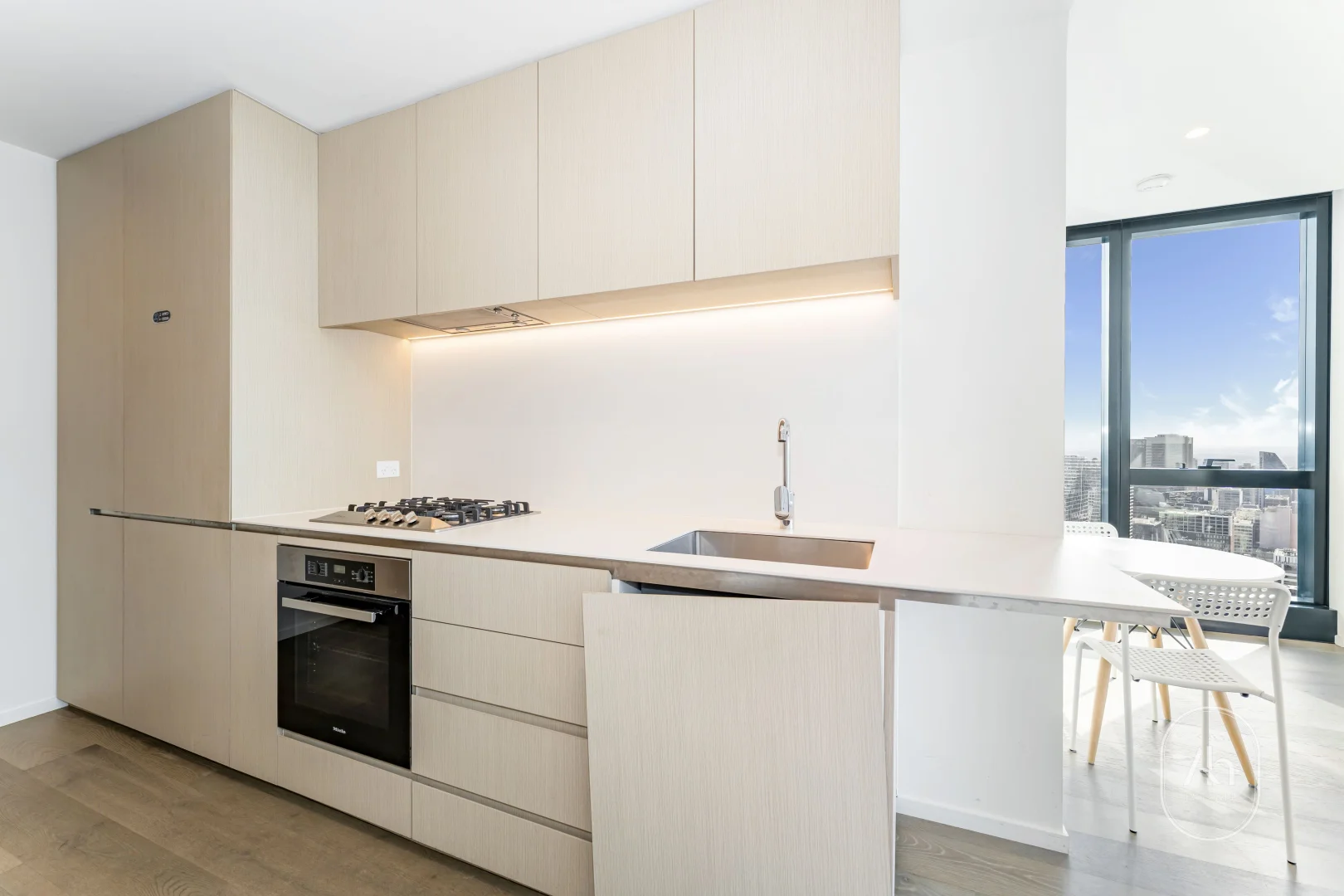 Additional image 3 of 5304/70 Southbank Blvd, Southbank VIC 3006