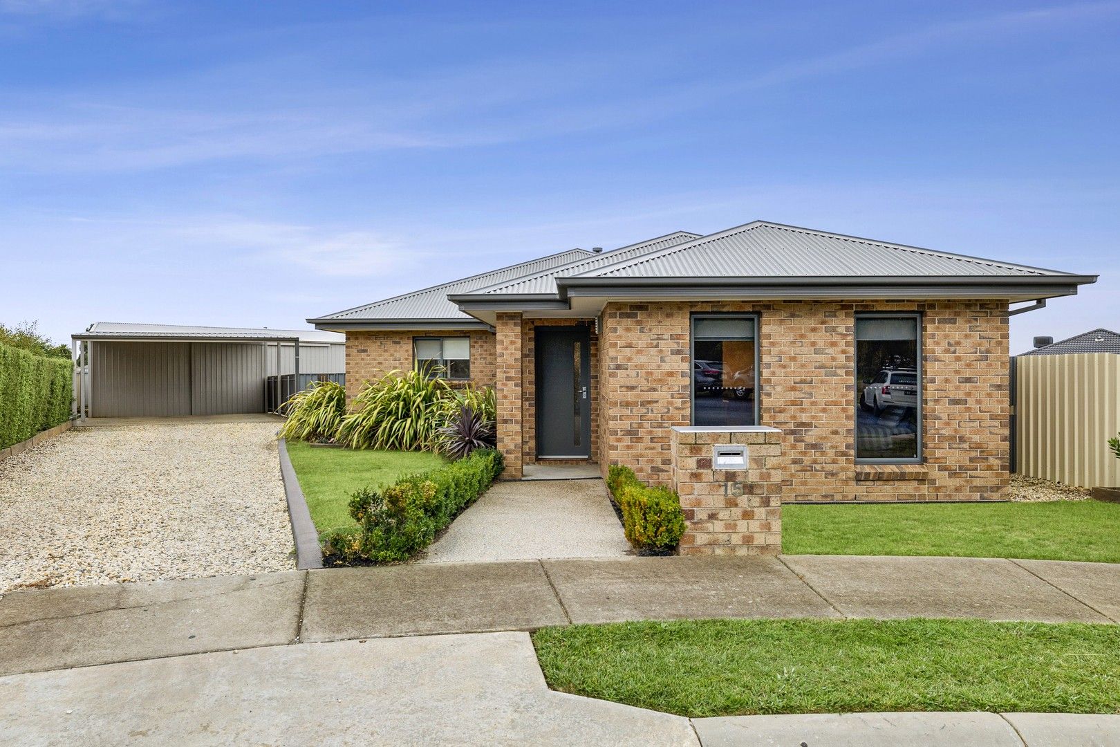 15 Glastonbury Place, Ararat VIC 3377, Image 0