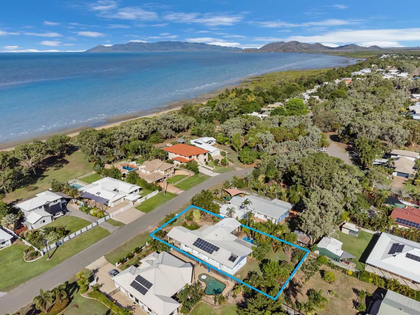 7 Jamaica Crescent, Bushland Beach QLD 4818, Image 1