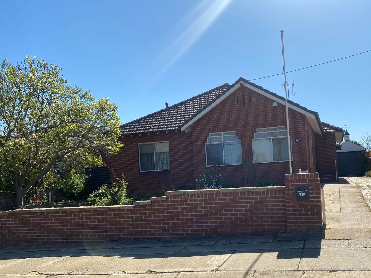 164 Faithfull Street Goulburn Nsw 2580 House For Rent 460 Domain