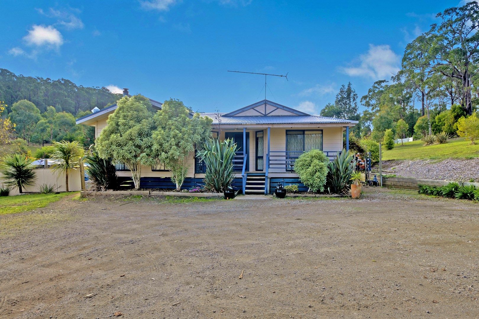 415 Glendonald Road, Hazelwood South VIC 3840, Image 0