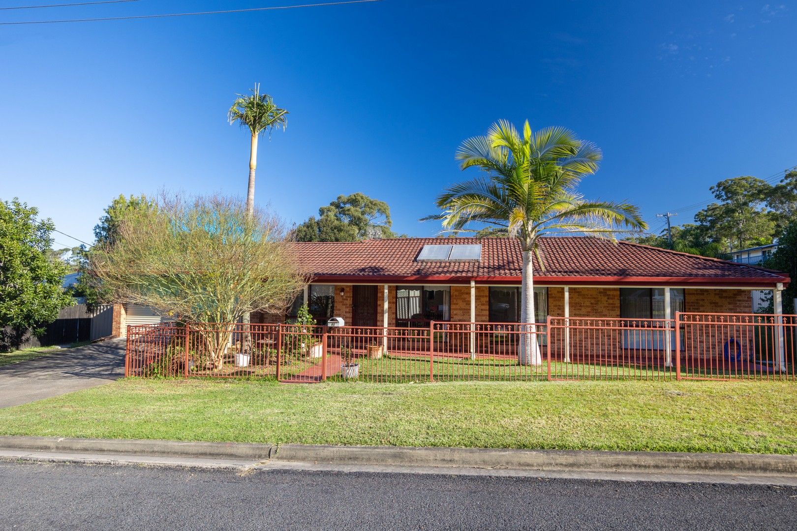 42 Lyra Drive, Lake Tabourie NSW 2539, Image 2