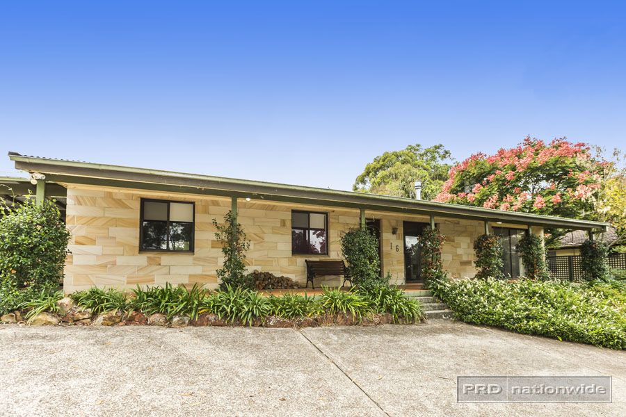 16 Bolton Close, Bolton Point NSW 2283, Image 0