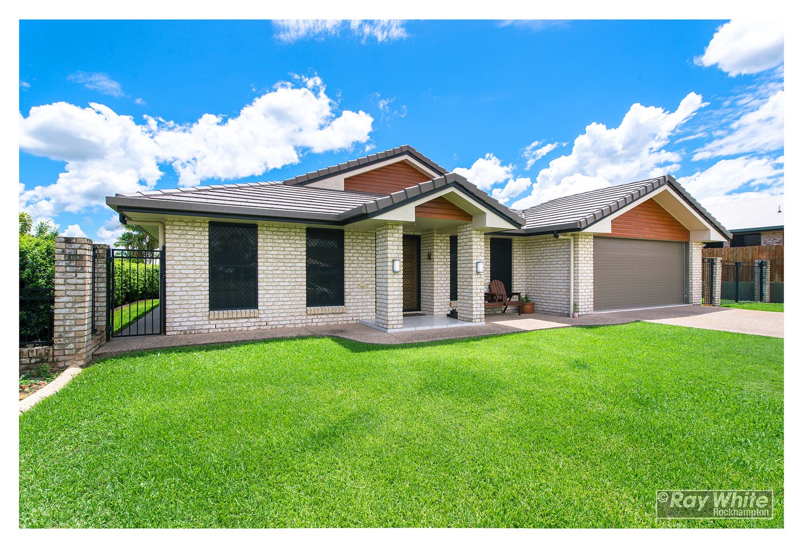 23 Walnut Avenue, Norman Gardens QLD 4701, Image 2