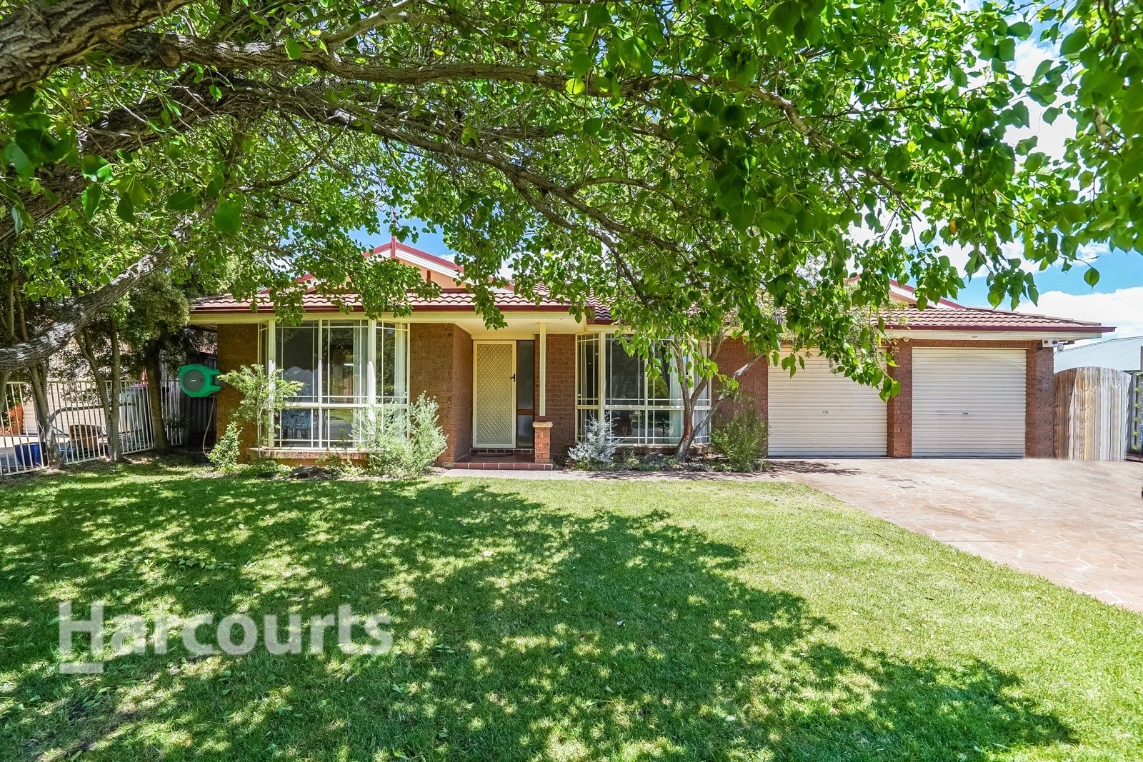 4 Harriet Place, Currans Hill NSW 2567, Image 1