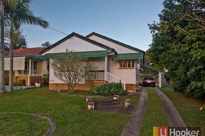 Picture of 27 Zeehan Street, WAVELL HEIGHTS QLD 4012