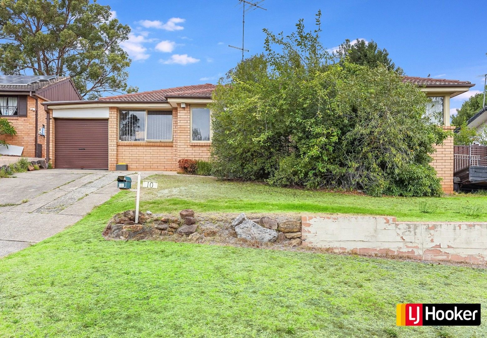 10 Peggotty Avenue, Ambarvale NSW 2560, Image 0