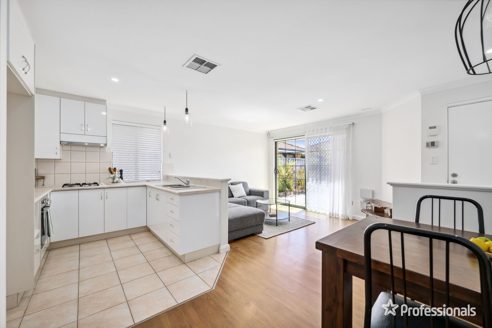 6/14-16 Warwick Street, St James WA 6102, Image 1