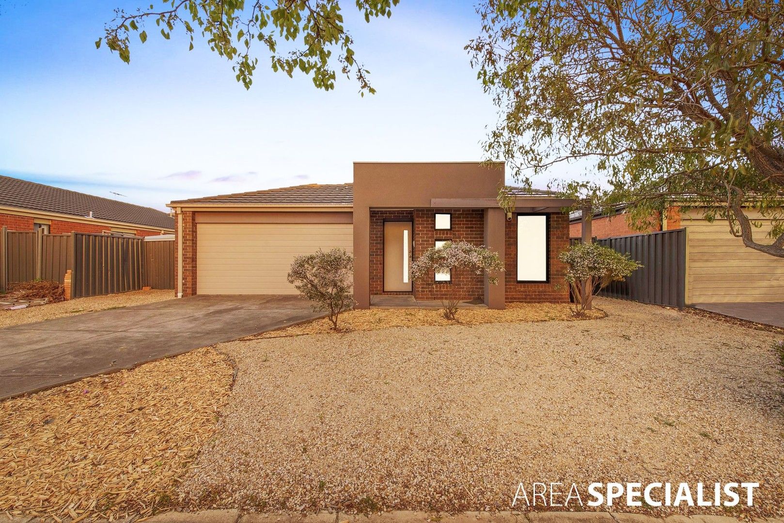 4 bedrooms House in 4 Yaralla Street TARNEIT VIC, 3029