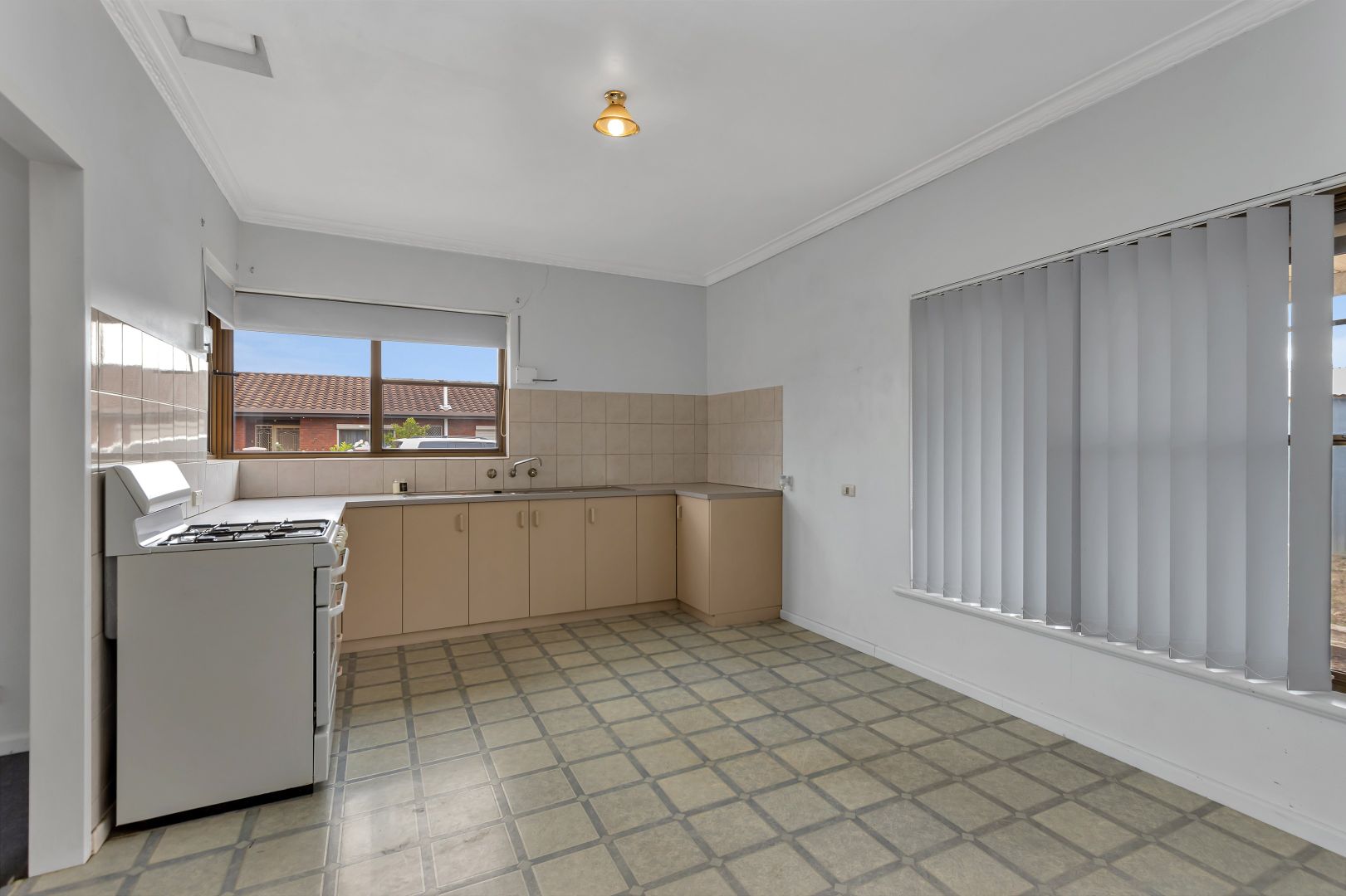 5 Pine Street, Royal Park SA 5014, Image 2