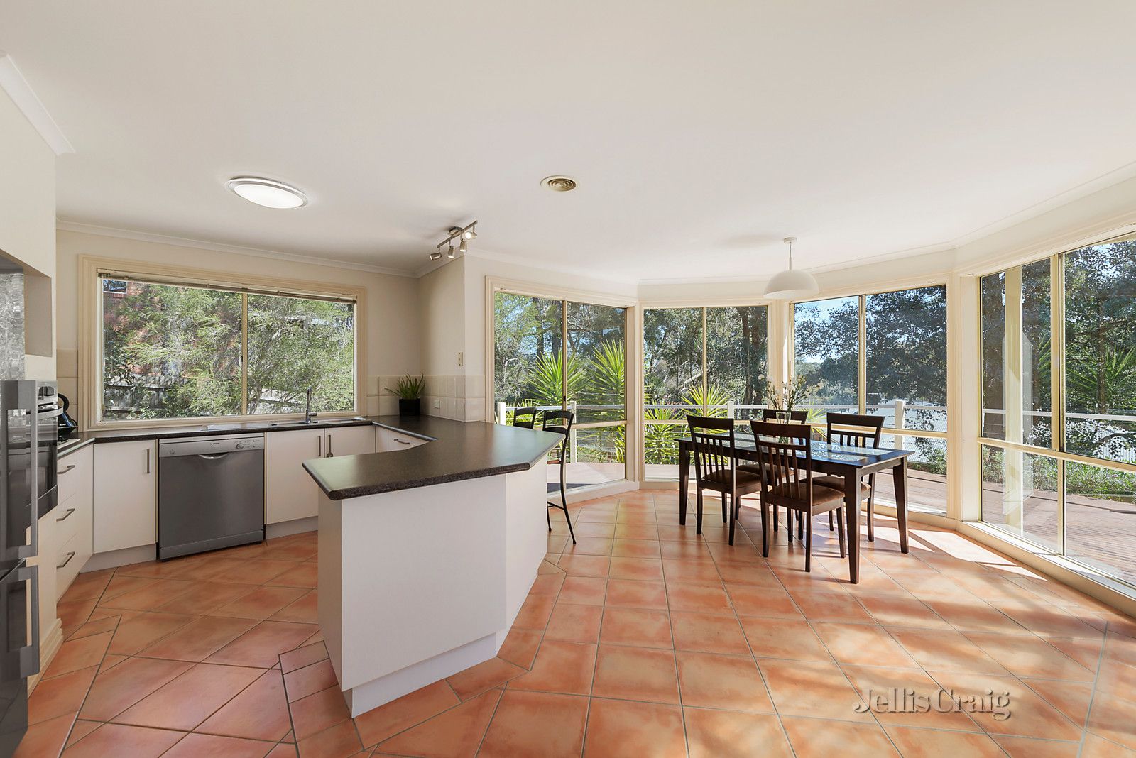 47 Maroong Drive, Eltham VIC 3095, Image 2